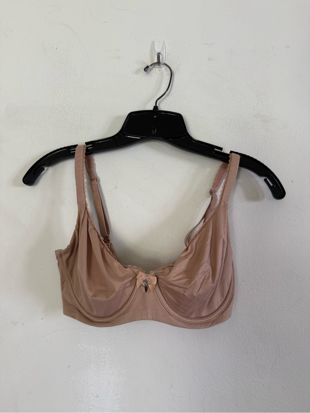 Victorias Secret Womens Demi Bust Unlined Beige Nude Bra, Size 32DDD